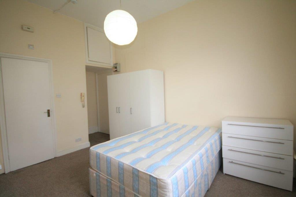 Additional image 6 of Studio Flat, Clanricarde Gardens, W2, N1 7GU