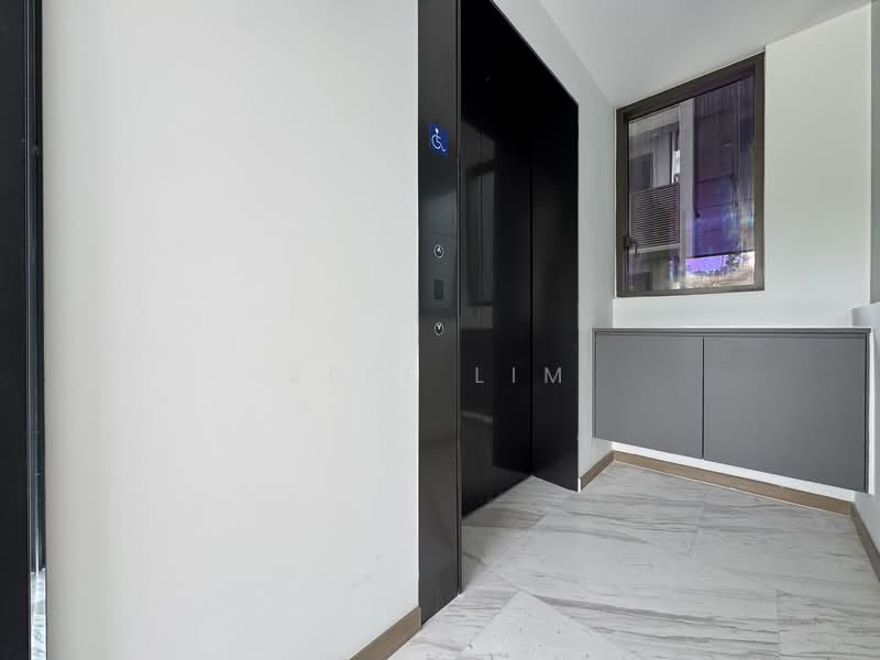 Additional image 16 of 173 Chin Swee Road