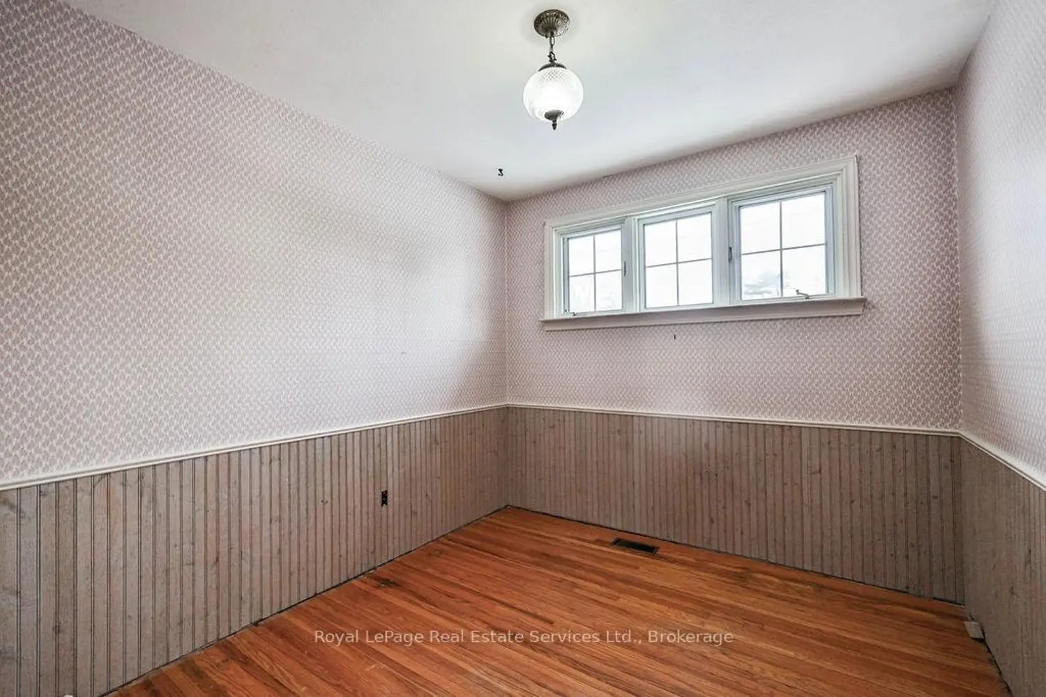 Additional image 10 of 557 Stonecliffe Road