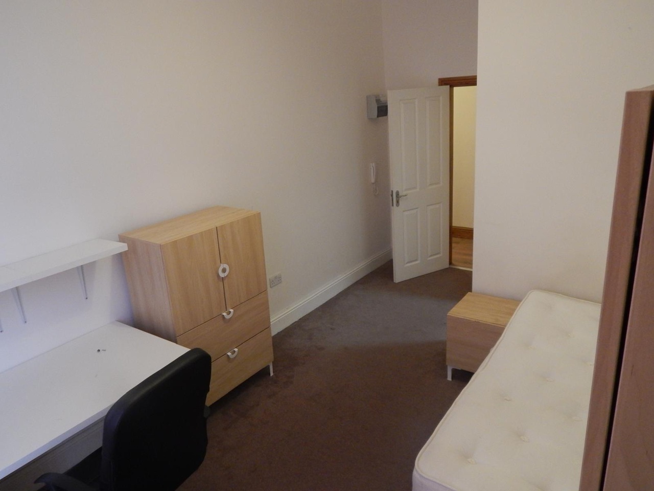 Additional image 22 of 3 Bed Flat, Hyde Terrace, LS2, N1 7GU