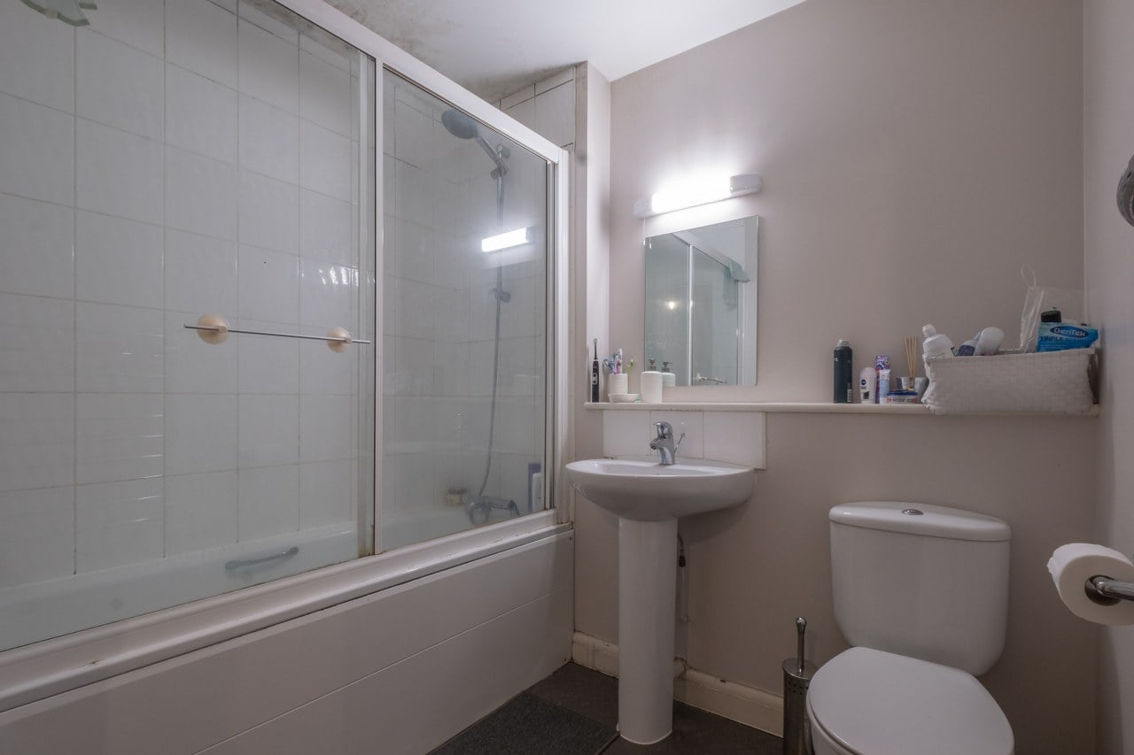 Additional image 13 of 2 Bed Flat, Turin Street, E2, N1 7GU