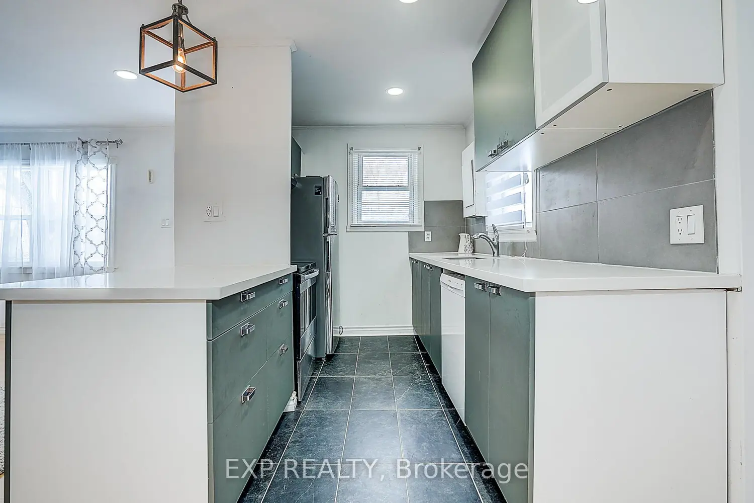 Additional image 9 of 31 Ridge Avenue