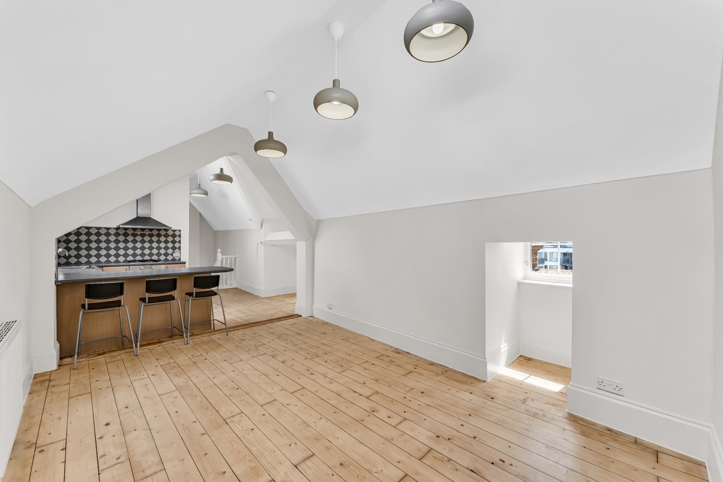 Additional image 9 of 3 Bed Flat, Commercial Road, E1, N1 7GU
