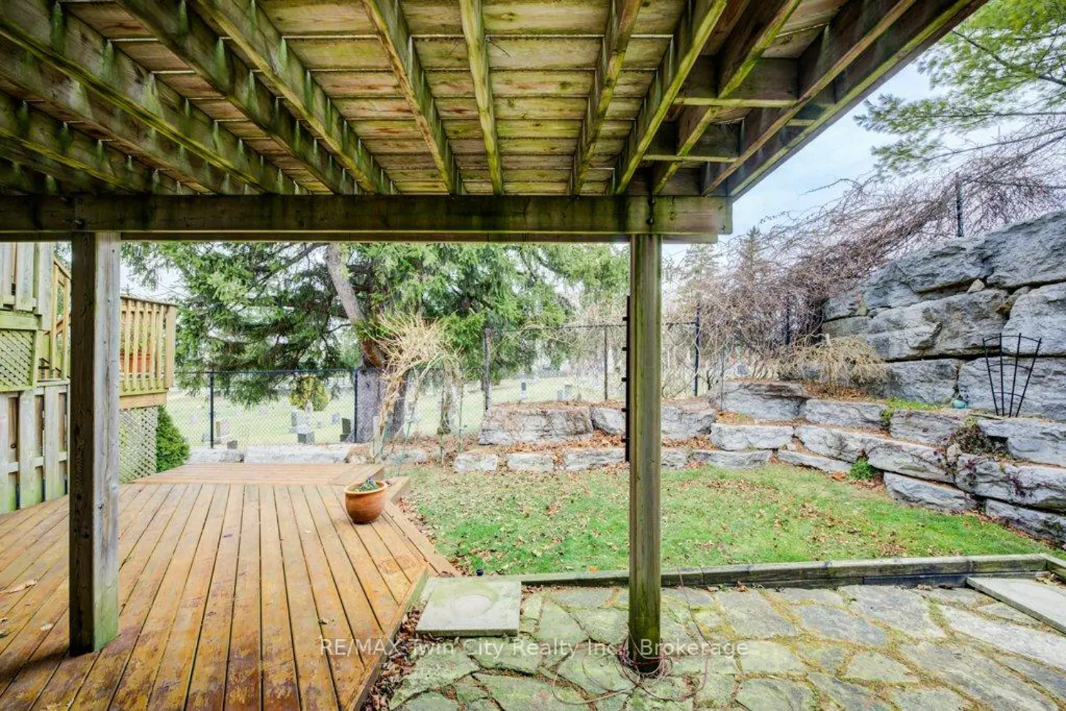 Additional image 19 of 10 Cobblestone Drive 13