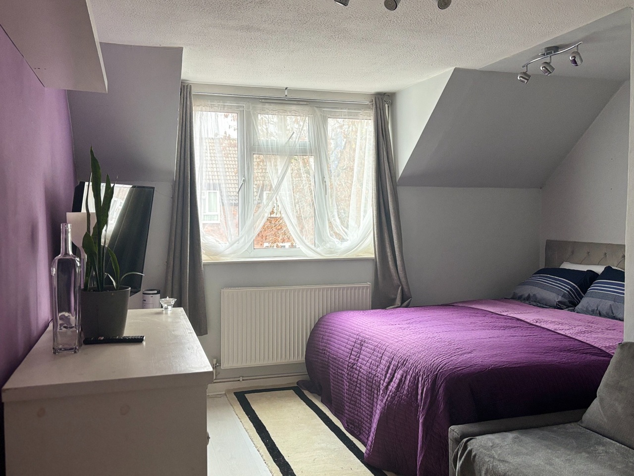 Additional image 15 of Room in a Shared Flat, Fawcett Close, SW11, SW11 2LU