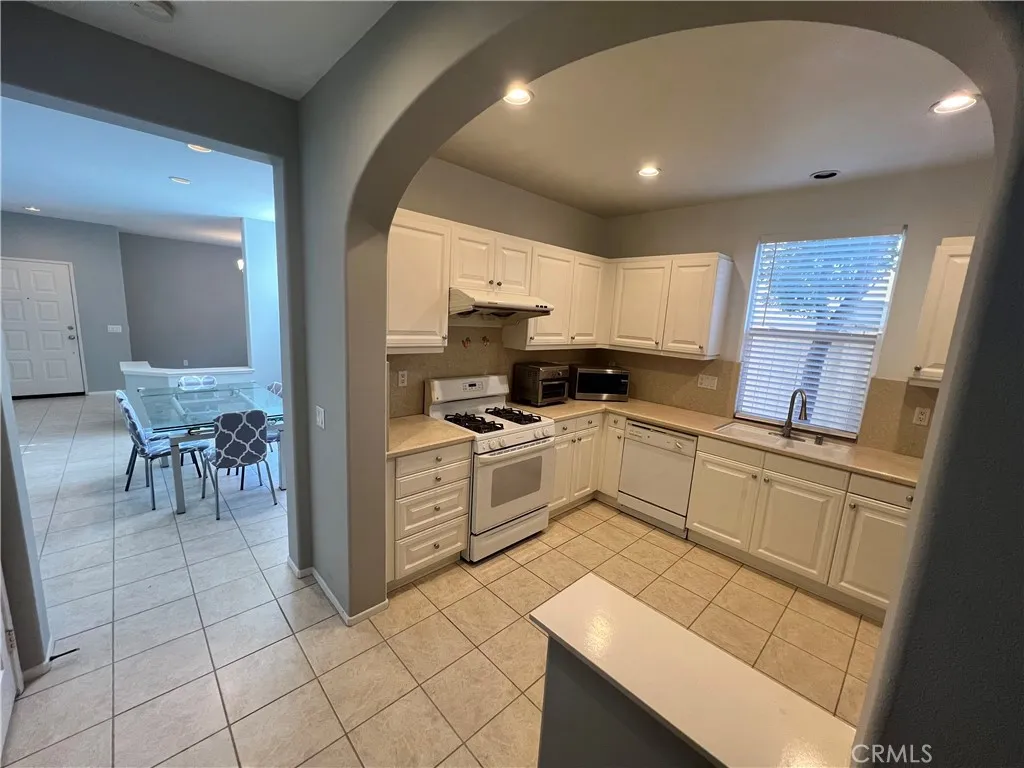 Additional image 30 of 29 Sonata St, Irvine, CA 92618