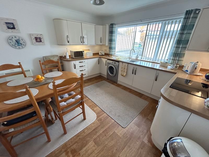 Additional image 7 of 2 bed flat for saleWarren Drive, Deganwy LL31