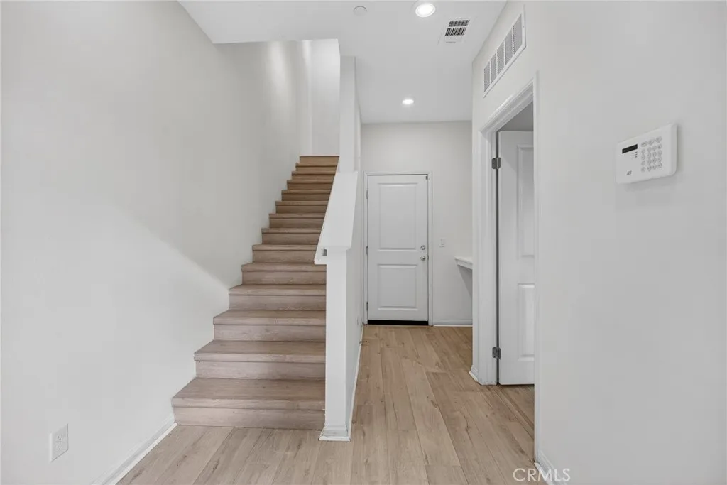 Additional image 5 of 8405 N Fusion Way, Northridge, CA 91325