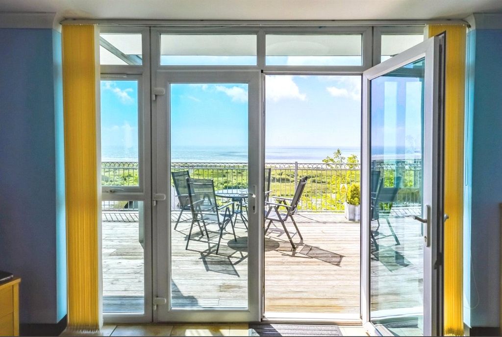 Additional image 3 of 2 bed flat for saleApt 1 (15) Coastal View, Pendine, Carmarthen SA33