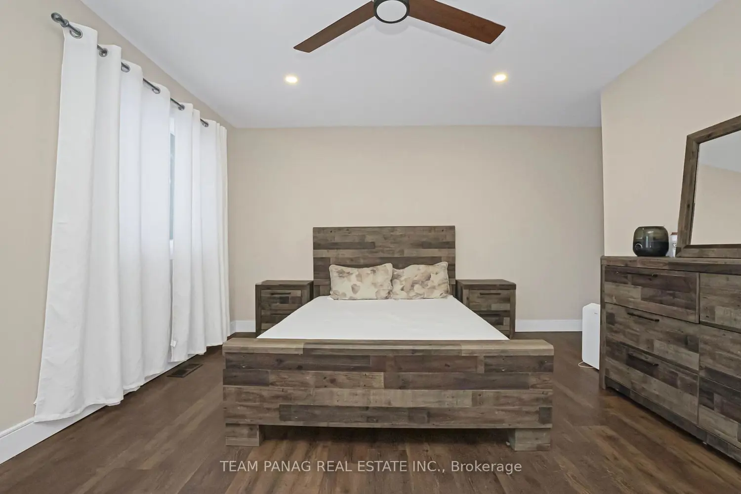 Additional image 11 of 11561 Russell Road