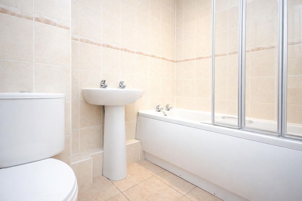 Additional image 9 of 2 bed flat for saleBraehead, Alexandria G83