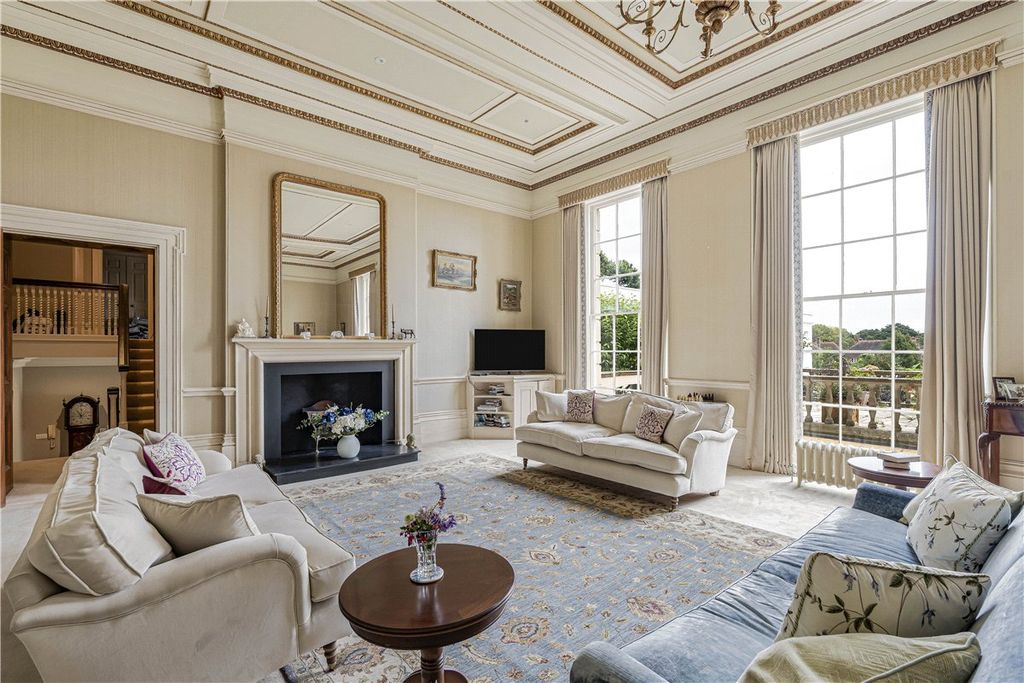 Additional image 4 of 3 bed flat for saleBurton Park, Duncton, Petworth, West Sussex GU28
