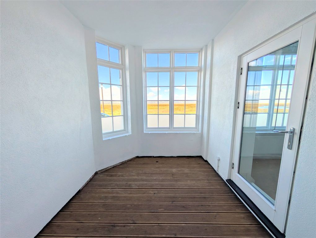 Additional image 3 of 3 bed flat for saleGrenfell Park, Parkgate, Neston, Cheshire CH64