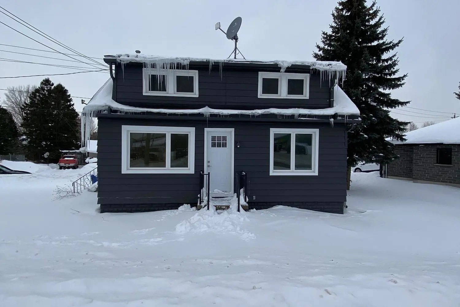 Additional image 2 of 582 Garafraxa Street