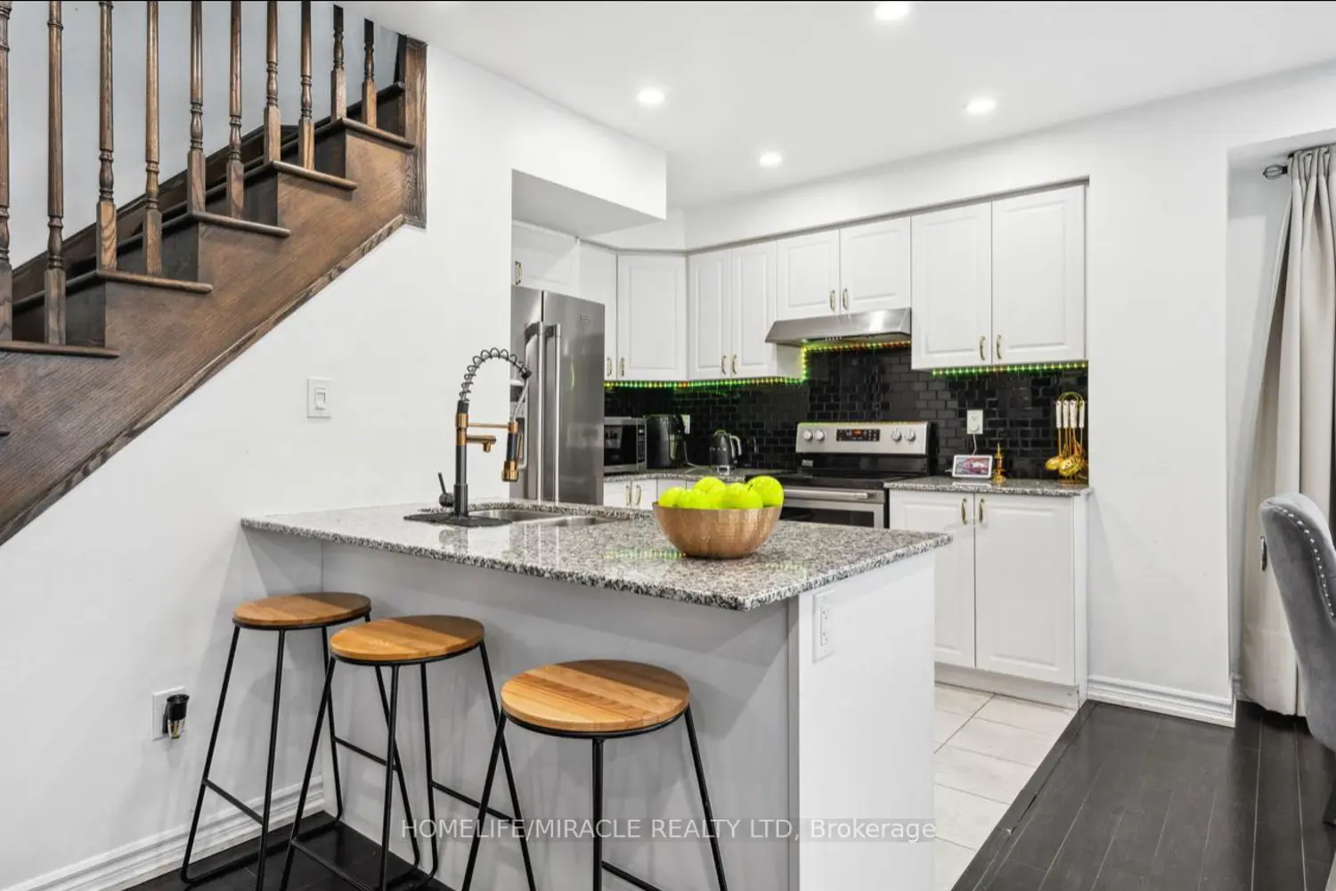 Additional image 4 of 200 Veterans Drive 32