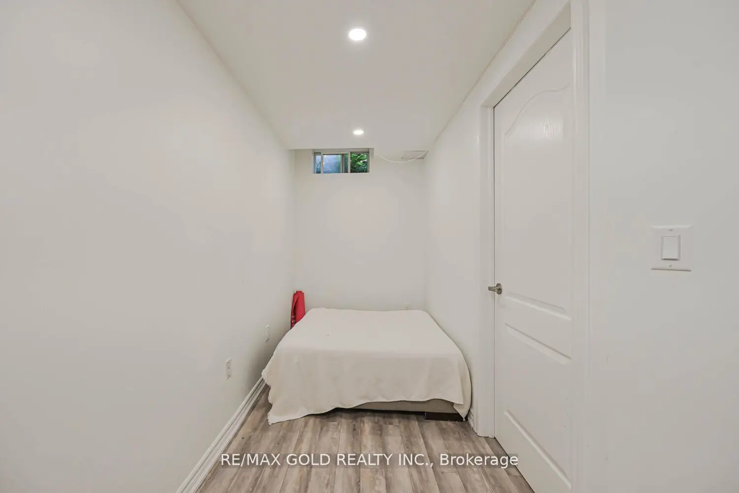 Additional image 16 of 34 Earth Star Trail