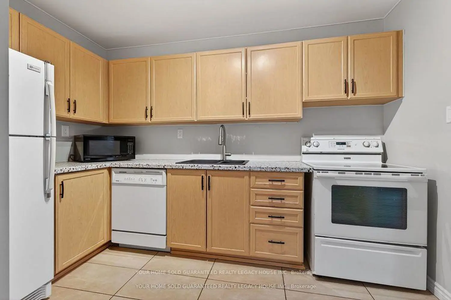 780 Datzell Lane 39 photo 5