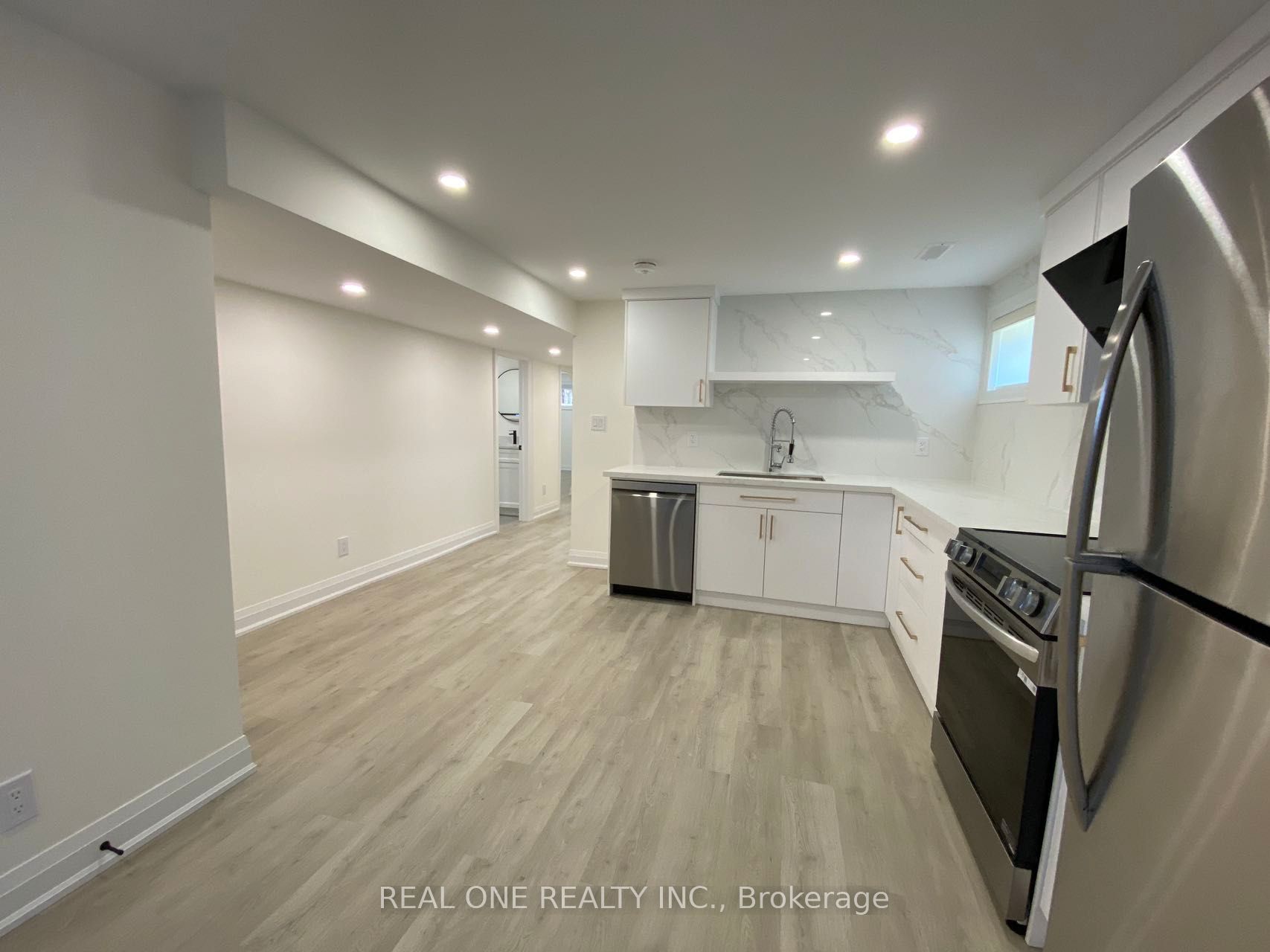 Additional image 3 of 3366 Strabane Drive, Mississauga, ON, L5C 1W7