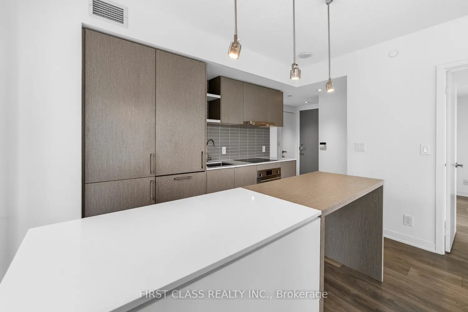Additional image 8 of 100 Harbour Street 2502