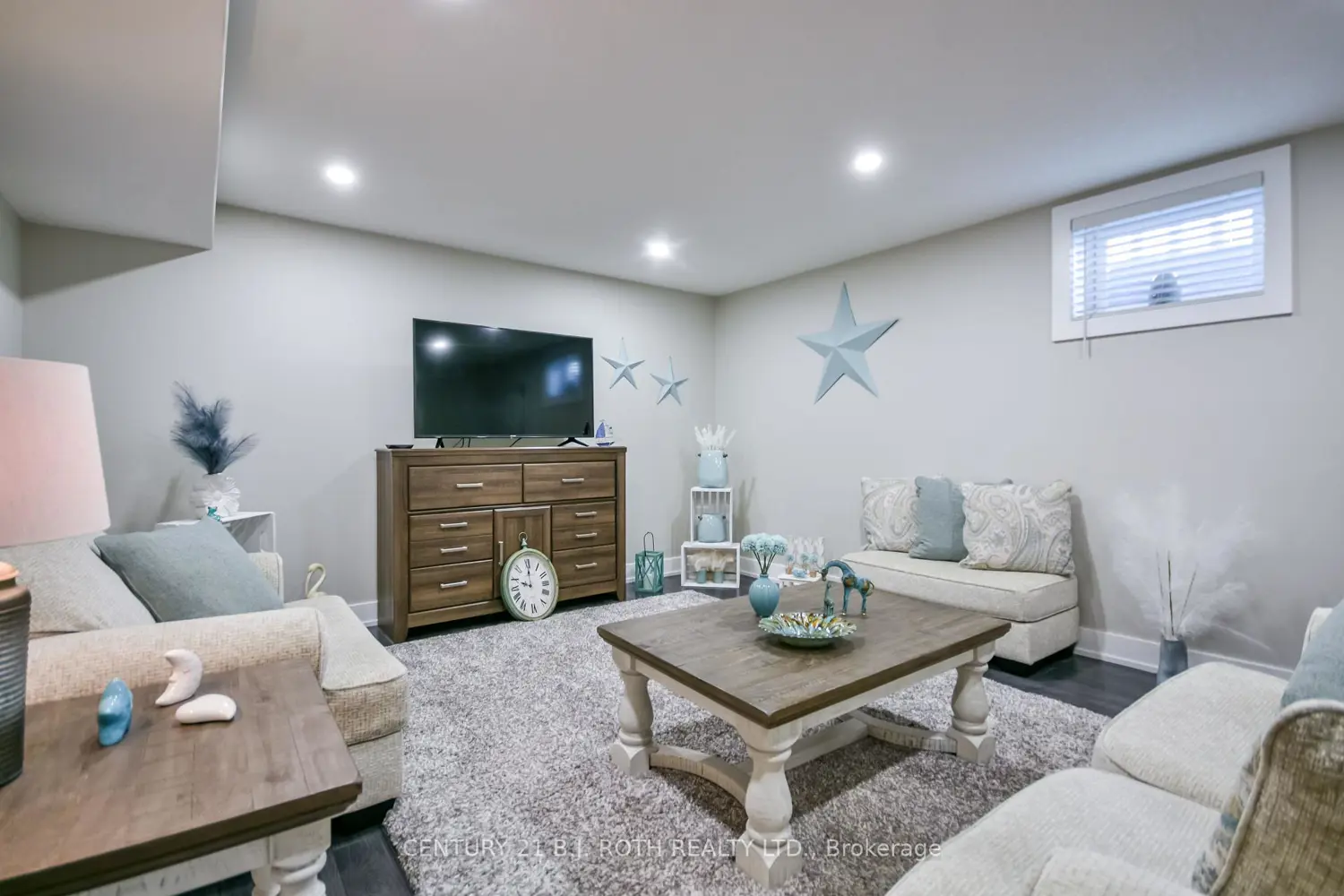 Additional image 17 of 27 Claire Drive