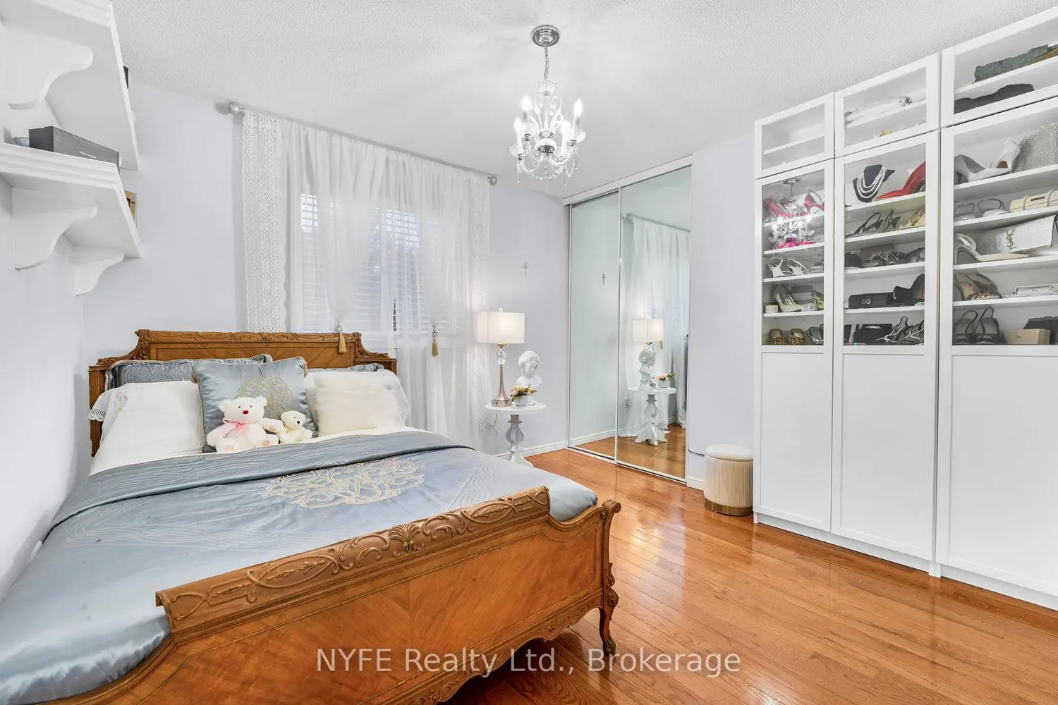 Additional image 10 of 690 Peter Robertson Boulevard