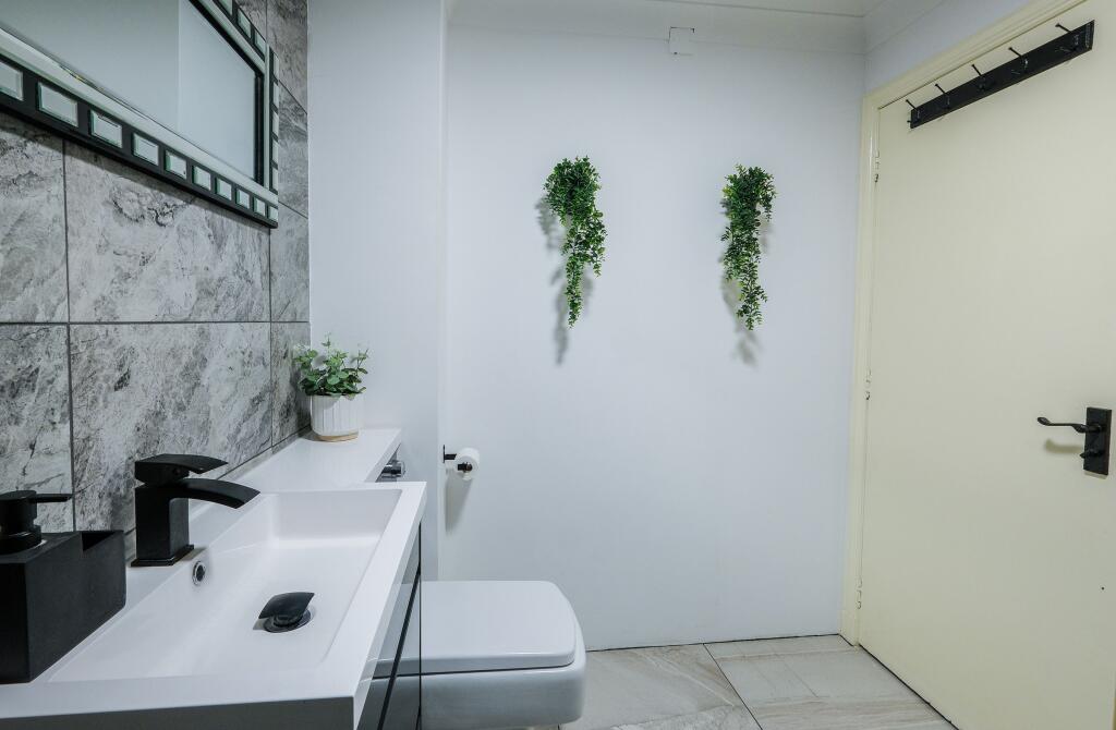 Additional image 3 of King Street, Aberdeen