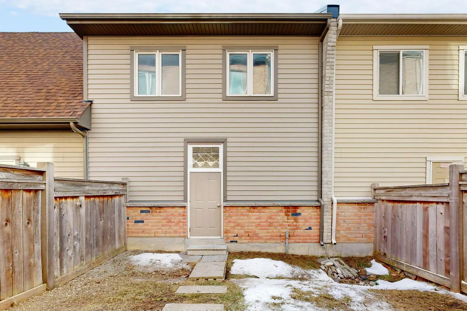 Additional image 18 of 17 Kawneer Terrace