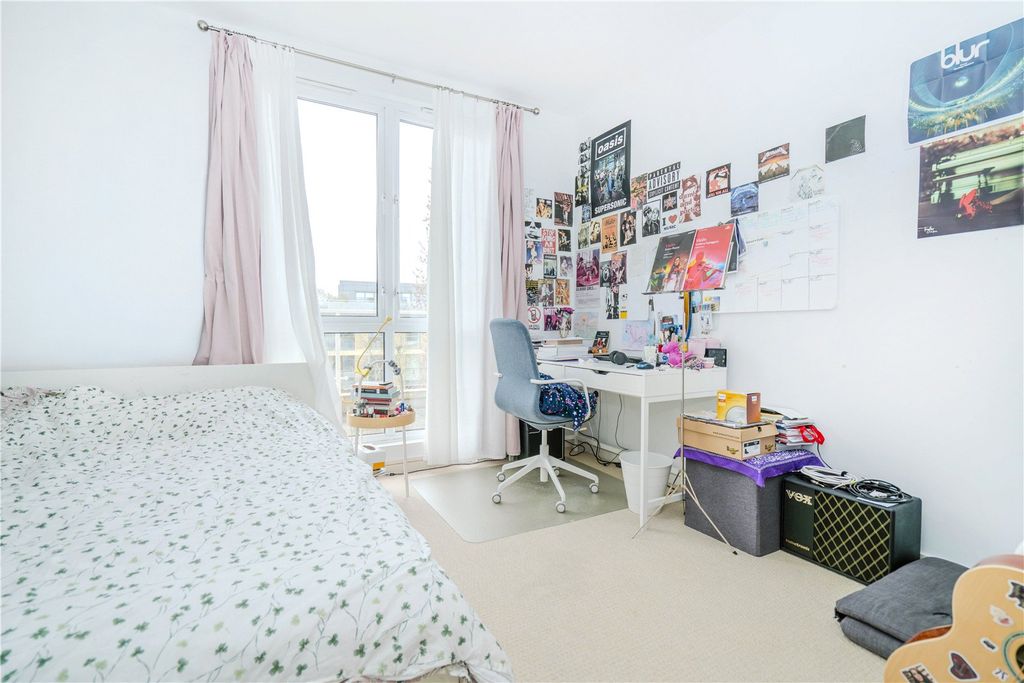 Additional image 6 of 3 bed flat for saleMelliss Avenue, Richmond TW9
