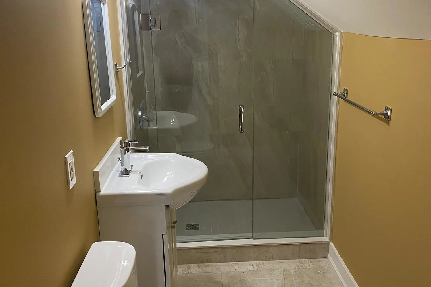 Additional image 15 of 582 Garafraxa Street