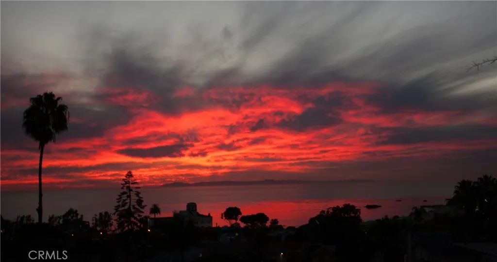 464 Bent Street Unit B, Laguna Beach, CA 92651