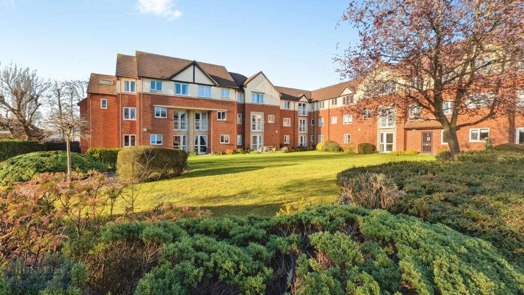 Stratford Road, Hall Green, Birmingham B28 8AT