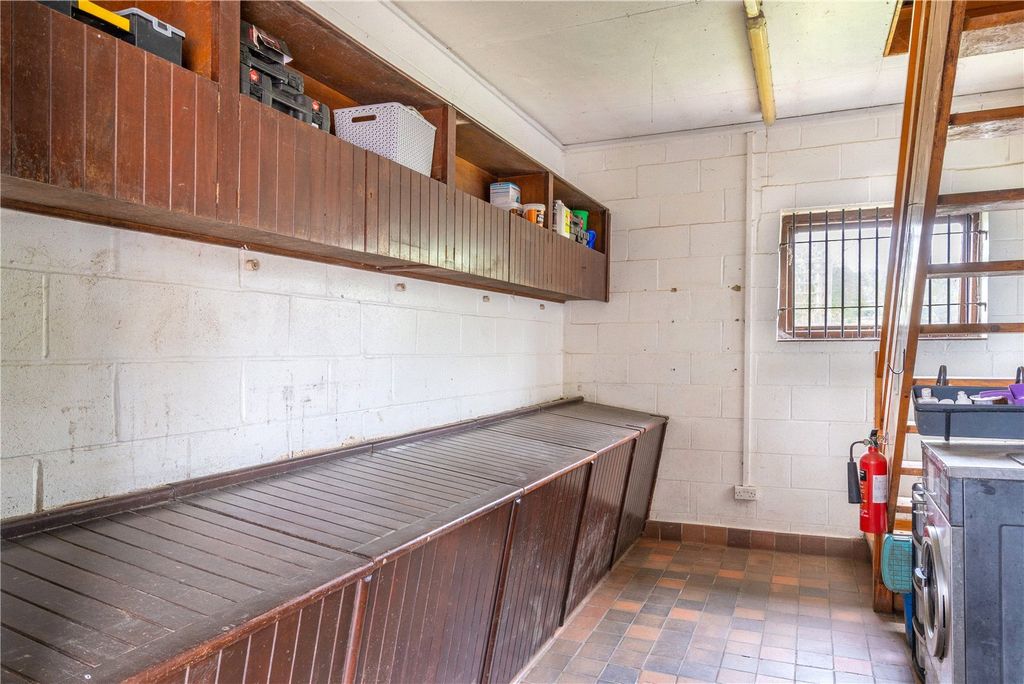Additional image 33 of 7 bed equestrian for saleThe Whole | Hillfields Farm, Lower Basildon, Reading, Berkshire RG8