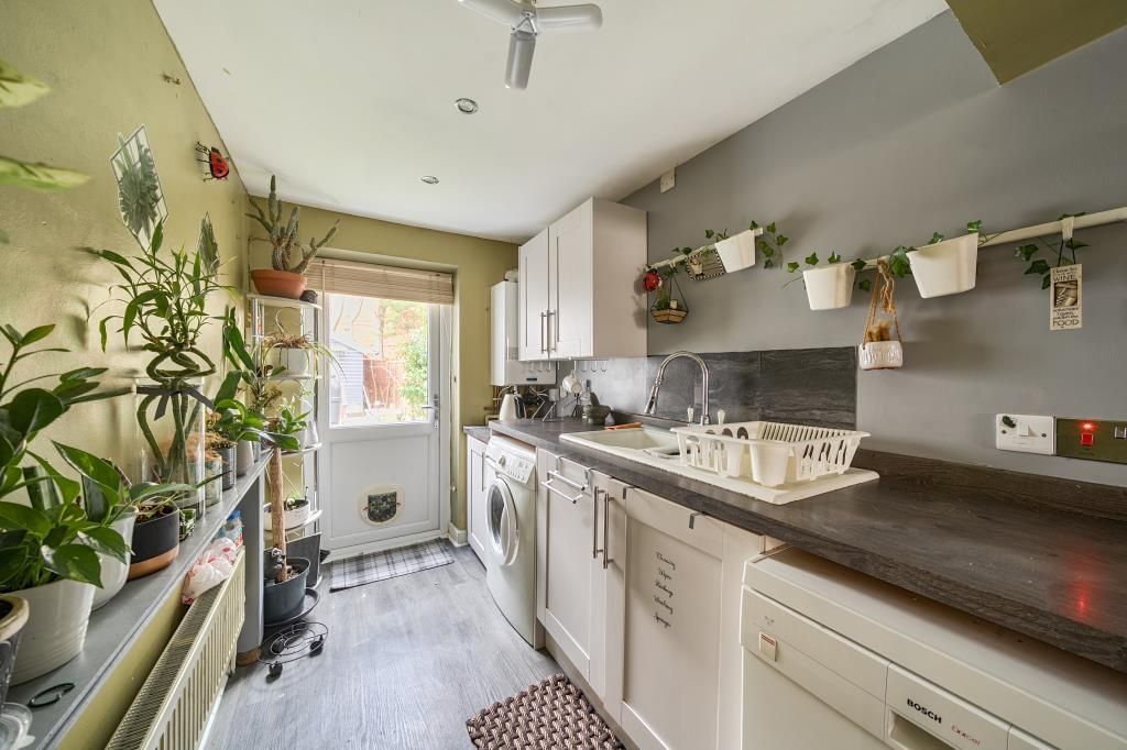 Additional image 6 of 2 bed maisonette for saleNewbury, Berkshire RG14