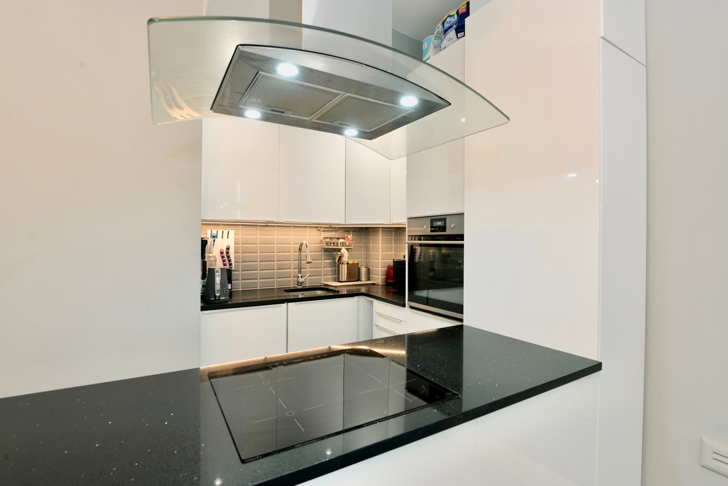 Additional image 6 of 2 Bed Flat, Crogsland Road, NW1, N1 7GU