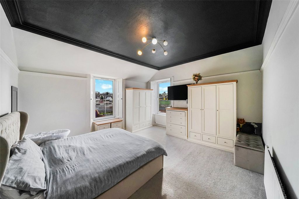 Additional image 15 of 3 bed flat for saleHilton Road, Alloa, Clackmannanshire FK10