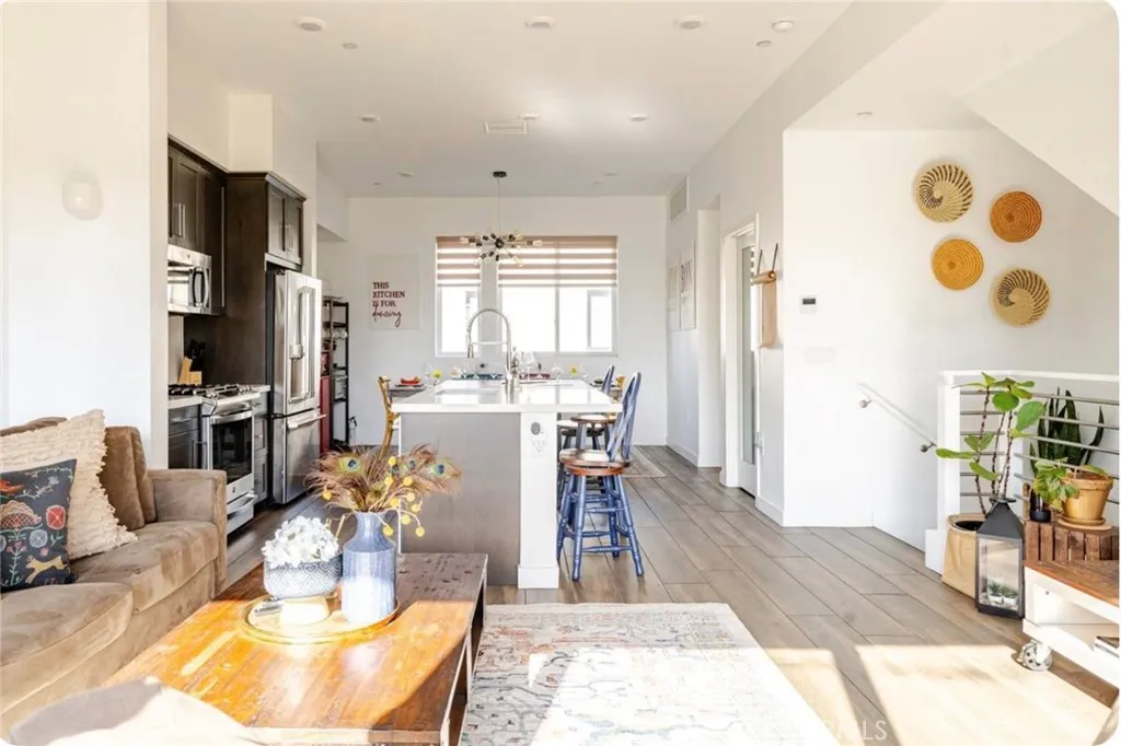 Additional image 12 of 285 Dockside Ln, San Pedro, CA 90731