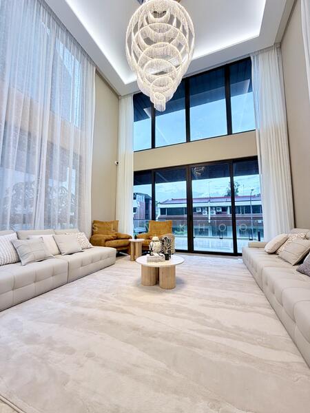 🏠 District 10 Luxury Brand New Semi-Detached Home near Orchard