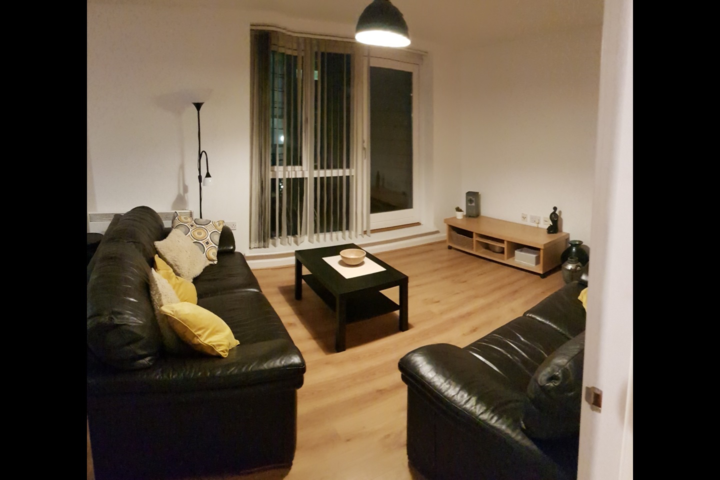 3 Bed Flat, Elmwood Lane, LS2, N1 7GU