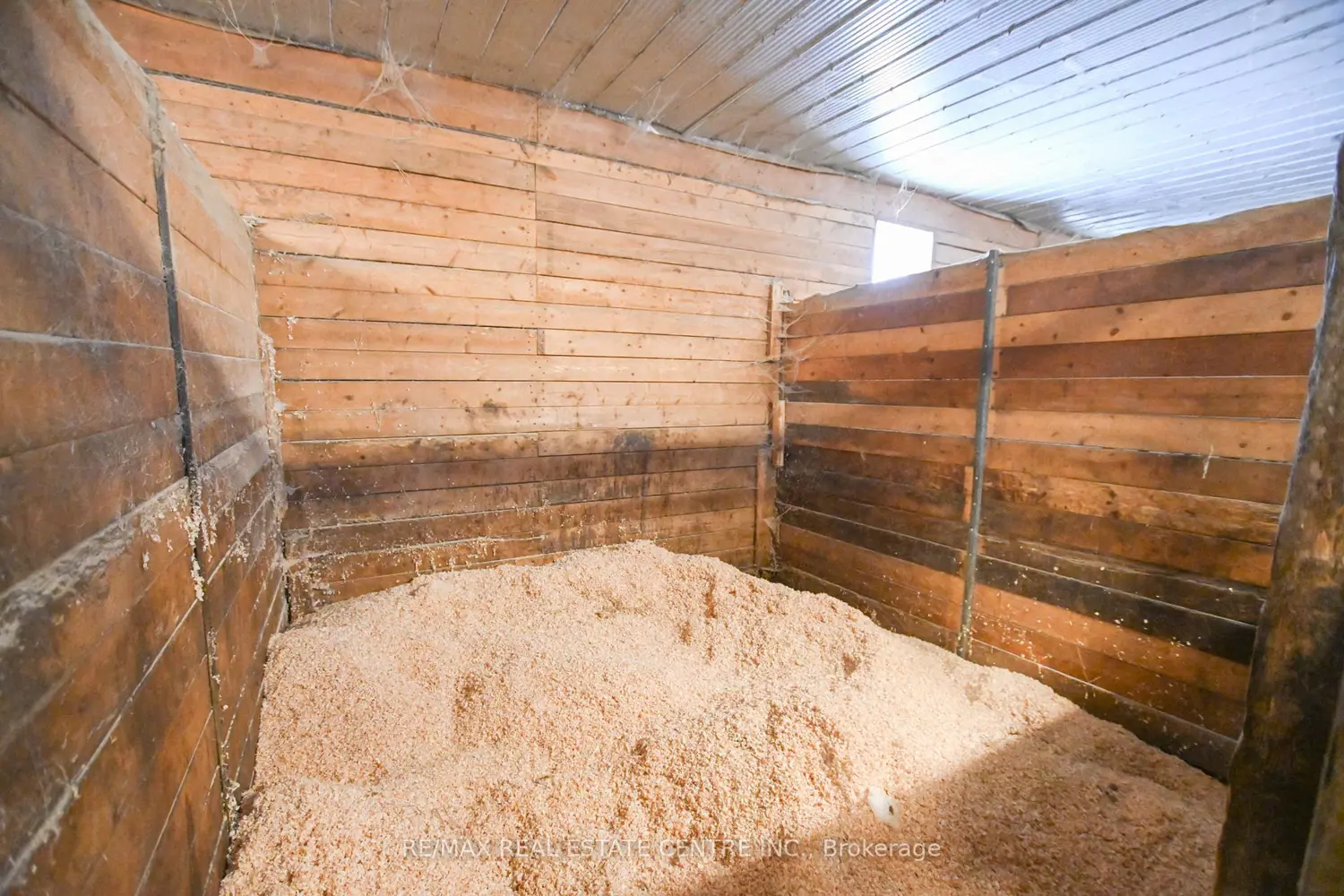 Additional image 11 of 1033 North Shore Drive