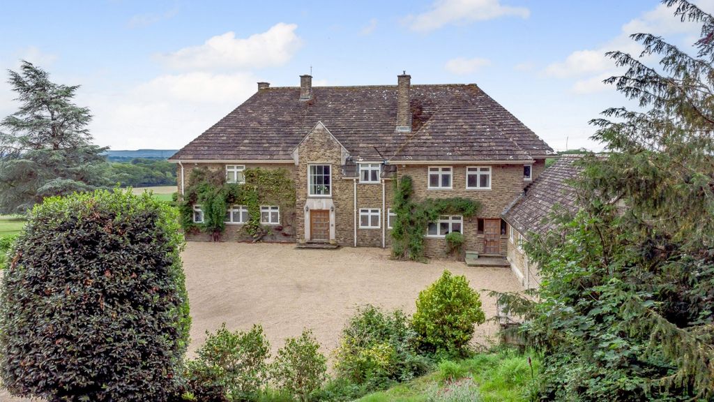 Additional image 14 of 7 bed detached house for saleBrighton Road, Lower Beeding, Horsham, West Sussex RH13