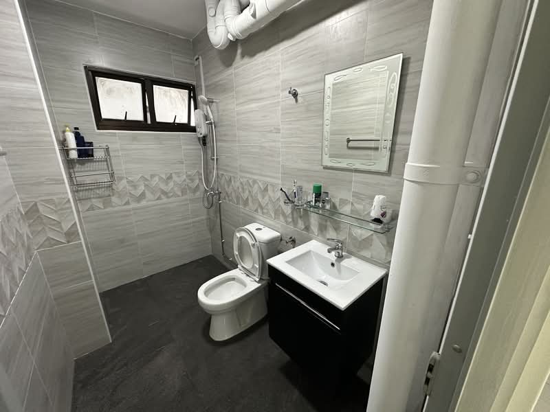 Additional image 3 of 340B Sembawang Close