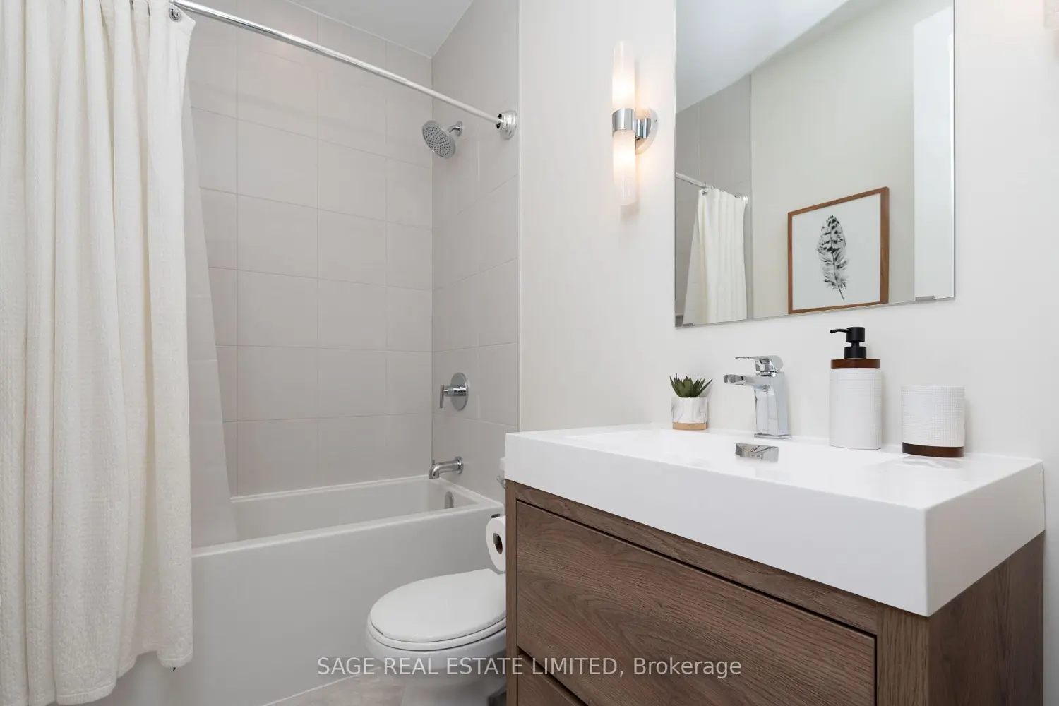 Additional image 8 of 10 Brant Avenue