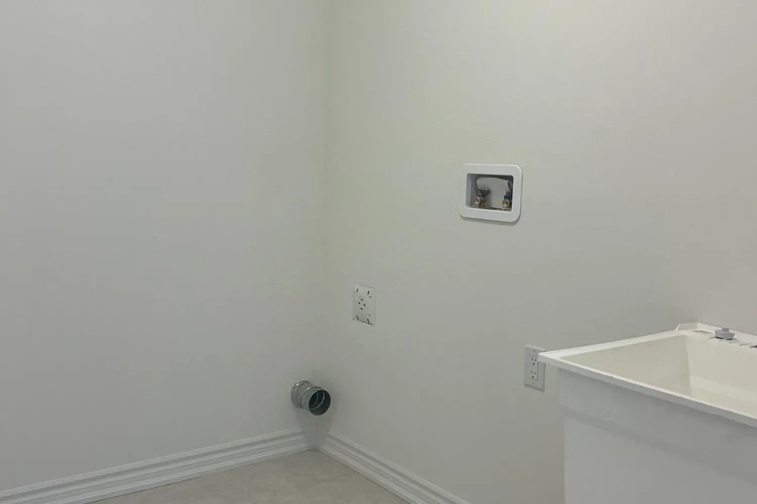 276 Pottruff Road photo 5
