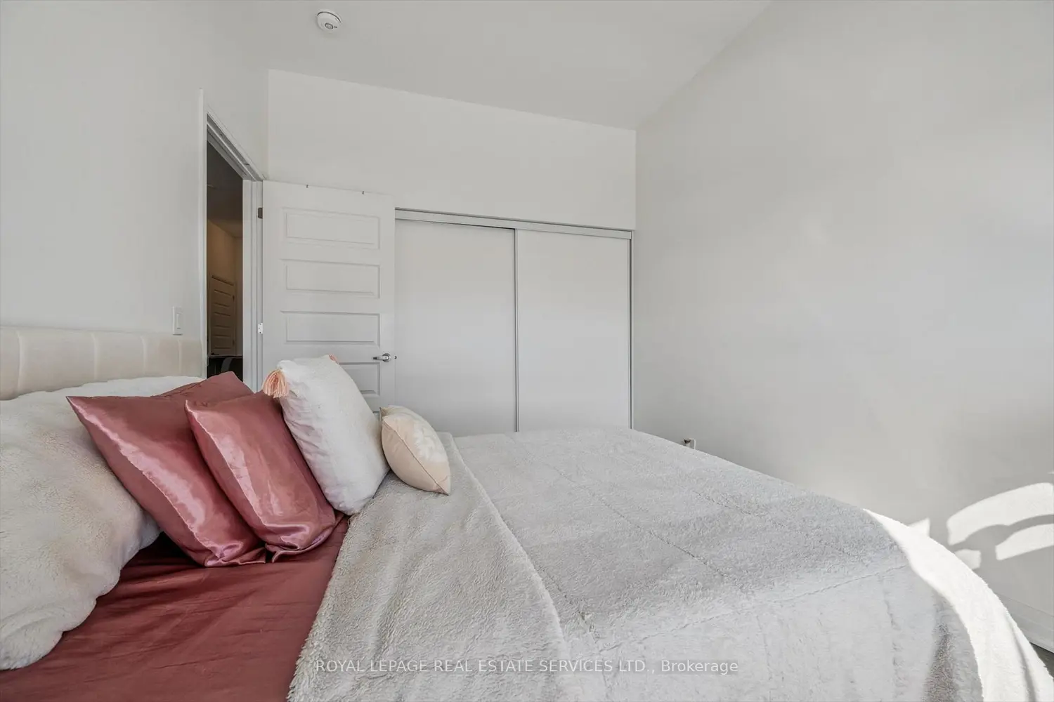 Additional image 15 of 102 Grovewood Common 621