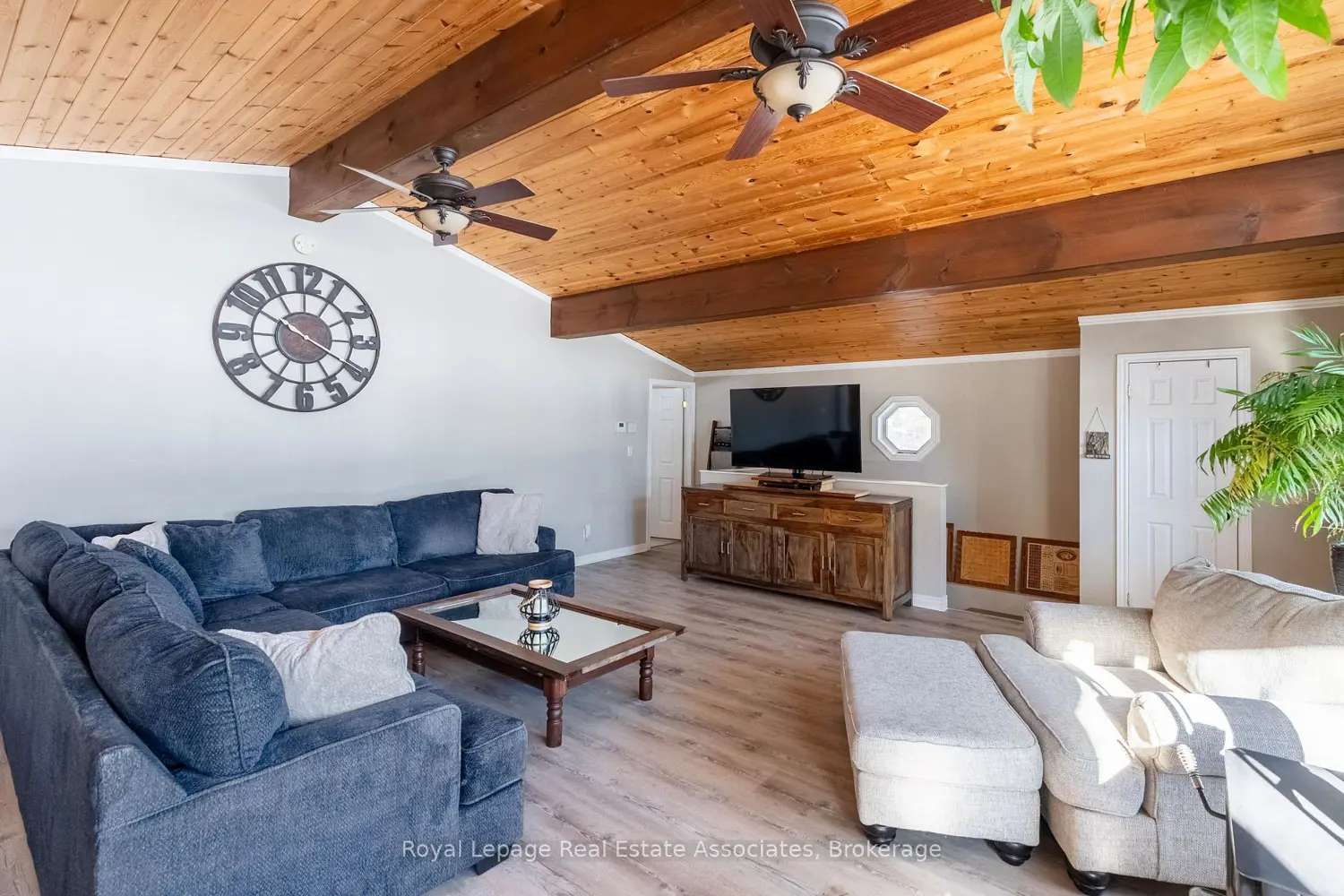 Additional image 14 of 196 Circle Road