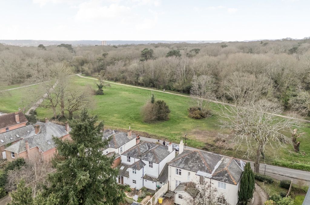 Additional image 8 of 4 bed detached house for saleHighfield Road, Highfield, Southampton, Hampshire SO17