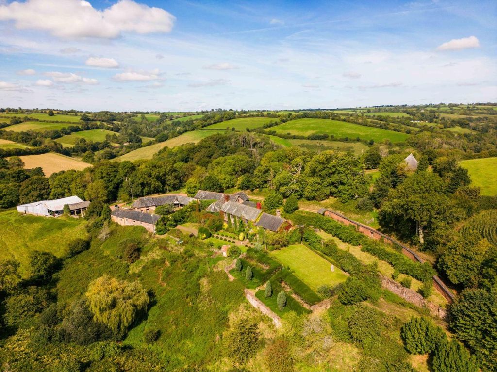 Additional image 2 of 7 bed property for saleCheriton Fitzpaine, Crediton, Devon EX17