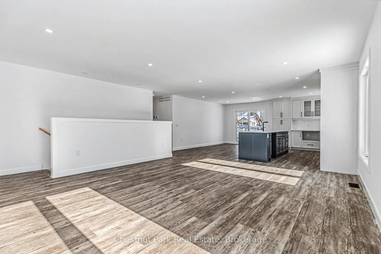 Additional image 3 of 307 1St Avenue