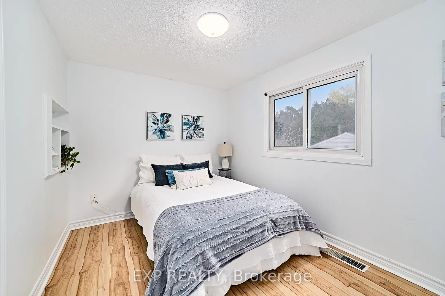 Additional image 10 of 17 Eastwood Avenue