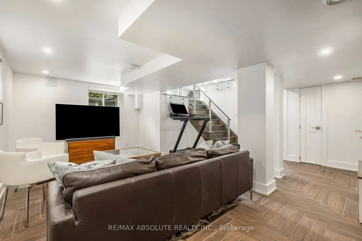 Additional image 16 of 160 Begonia Avenue